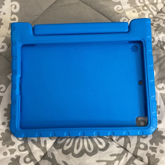 Kid-proof Tablet Case - Picture 3 of 3